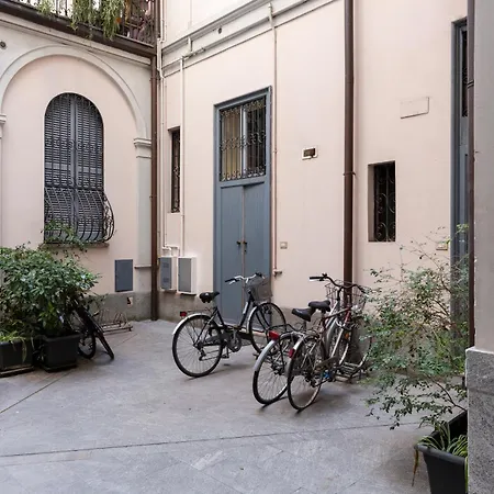 Quattro Dimore - Centro Storico Milan Exterior photo